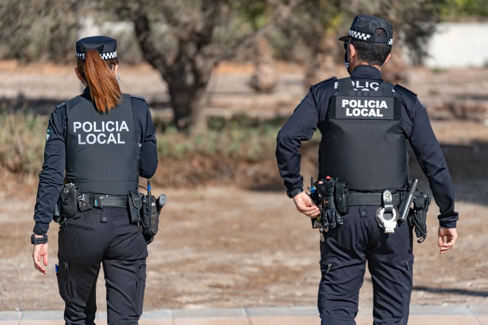 Almería encarga la compra de 50 chalecos antibalas para la Policía Local