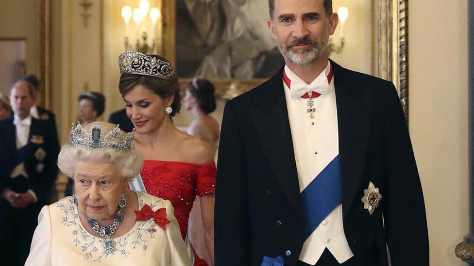 El Rey Felipe VI envía sus condolencias y destaca el valioso legado de Isabel II