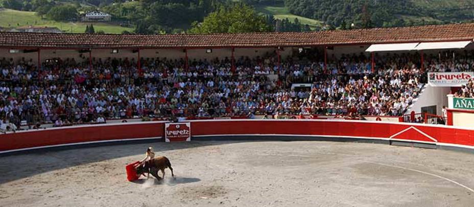 Tres corridas de toros tendrán lugar en la plaza de toros de Azpeitia (Guipúzcoa). ARCHIVO