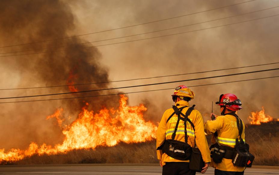 Elevan a diez la cifra de muertos por los incendios en California