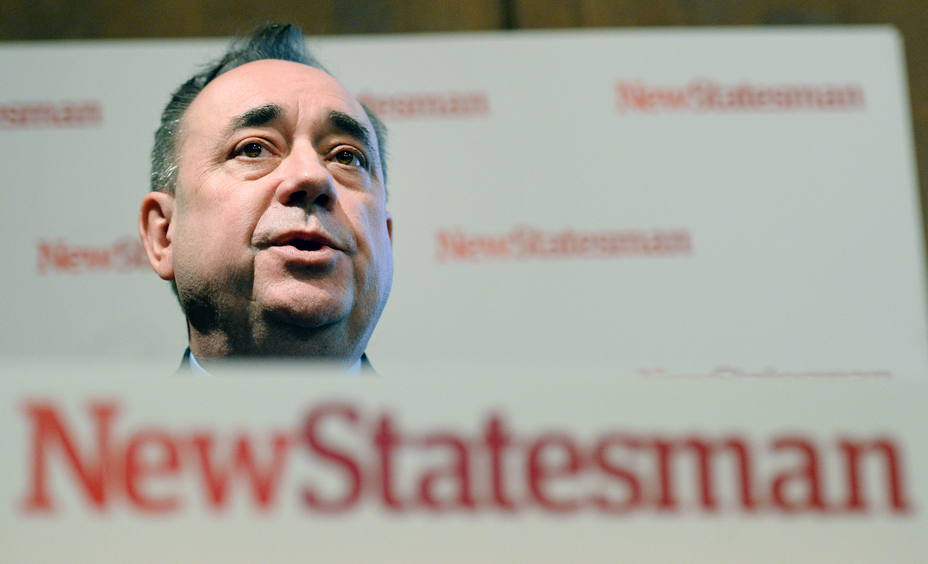 Salmond niega las acusaciones de acoso sexual y se querella contra el gobierno escocés