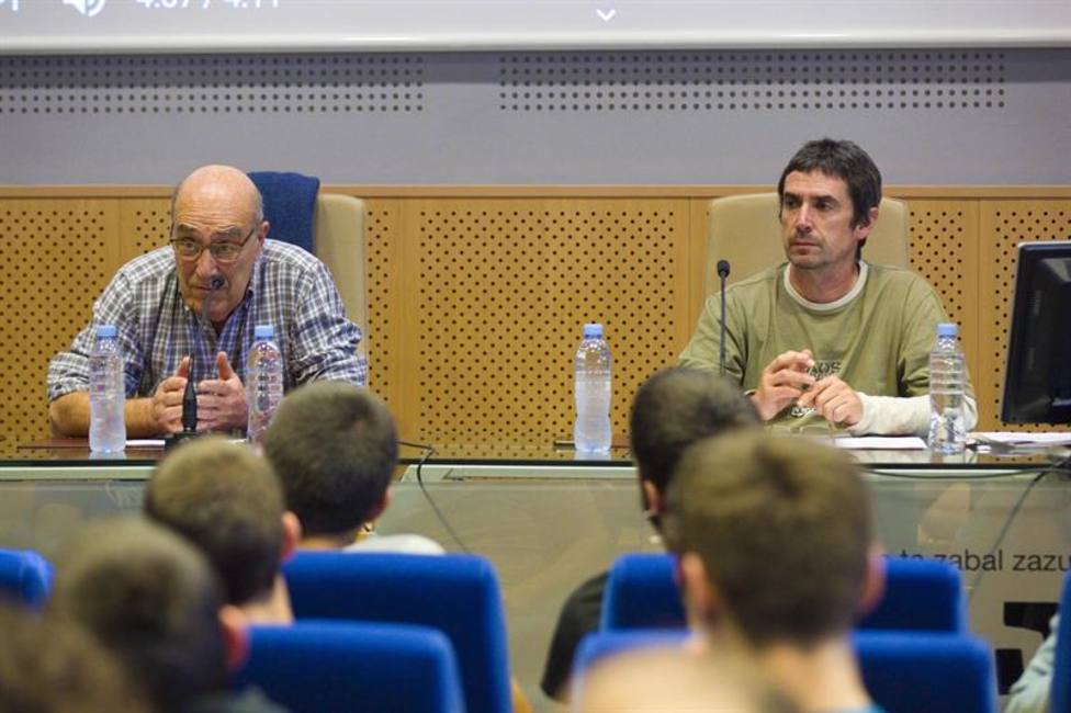 El expreso de ETA Abetxuko da su charla con la complicidad de la Universidad del País Vasco