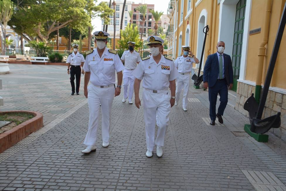 AJEMA visita unidades de la Armada en Cartagena