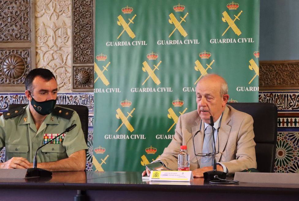 La Guardia Civil culmina los actos del 177º aniversario con una conferencia sobre el autor del himno