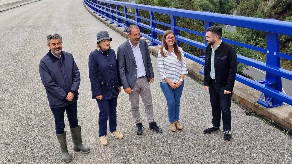 Visita del Secretario general de Infraestructuras del Mitma, Xavier Flores, al puente de La Barrosa.