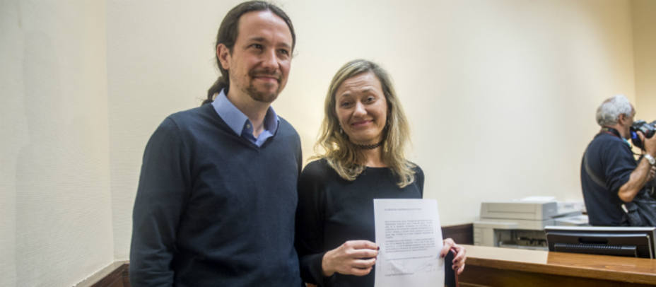 Victoria Rosell junto a Pablo Iglesias el día que presentó su renuncia a la diputación permanente. Podemos