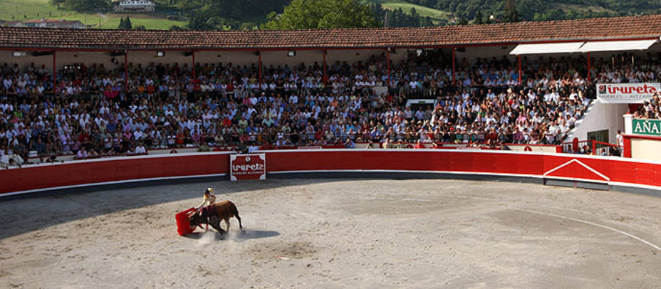 Tres corridas de toros tendrán lugar en la plaza de toros de Azpeitia (Guipúzcoa). ARCHIVO