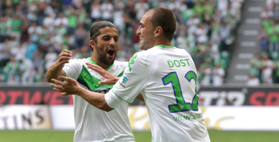 Dost sigue en racha y marcó uno de los goles del Wolfsburgo. Reuters.