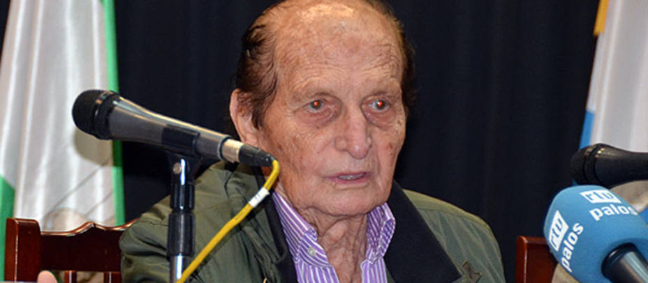 Ángel Peralta ha sido premiado con la medalla de oro a las Bellas Artes. ARCHIVO