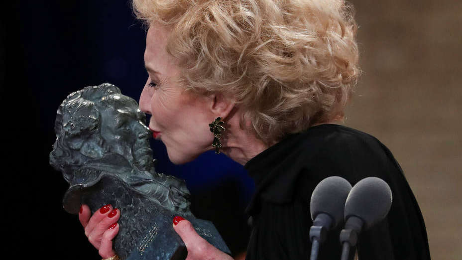 Marisa Paredes, con el Goya de Honor
