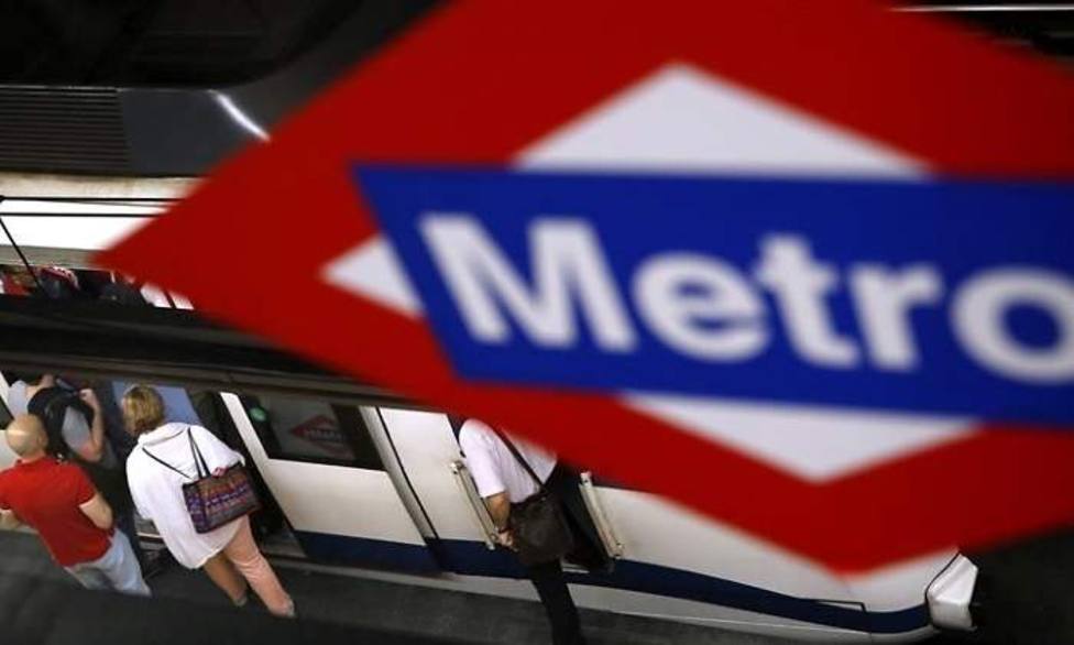 Metro refuerza el servicio más del 100% en Semana Santa
