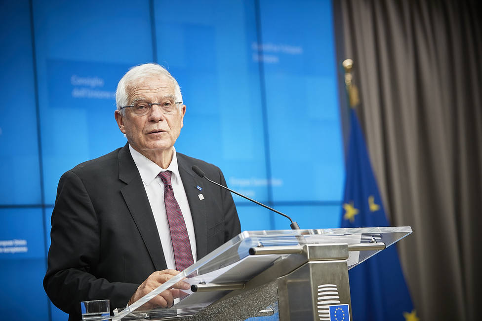 Borrell celebra el nuevo impulso en Libia y apunta a que la UE pueda vigilar el alto el fuego