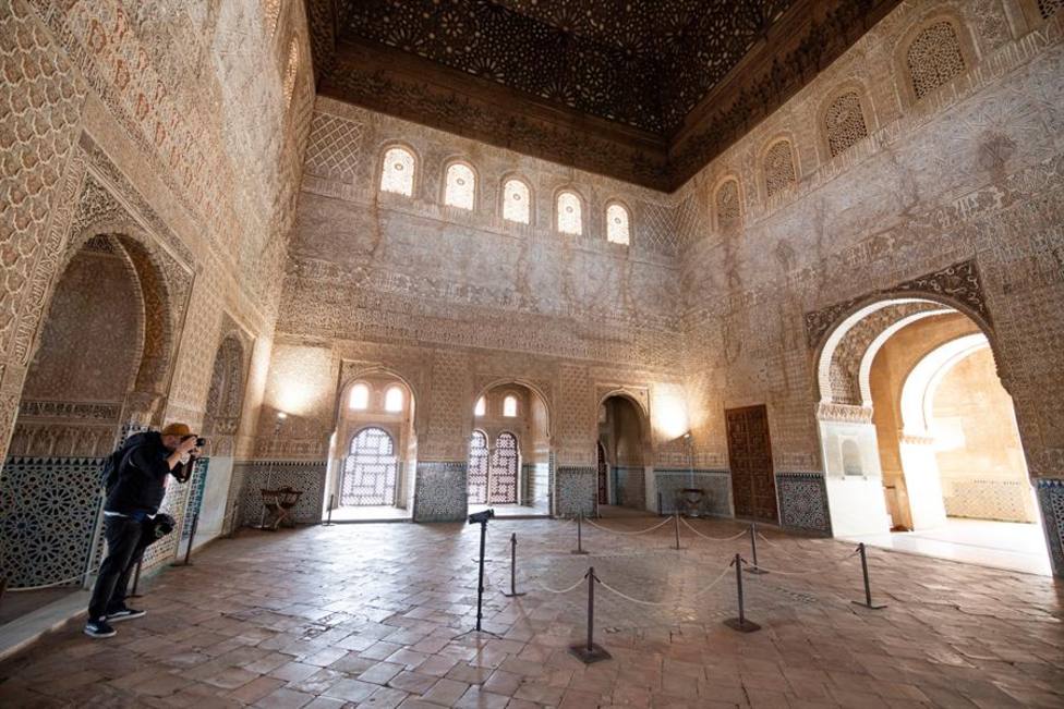 La Alhambra se mantendrá abierta pese al cierre perimetral de Granada