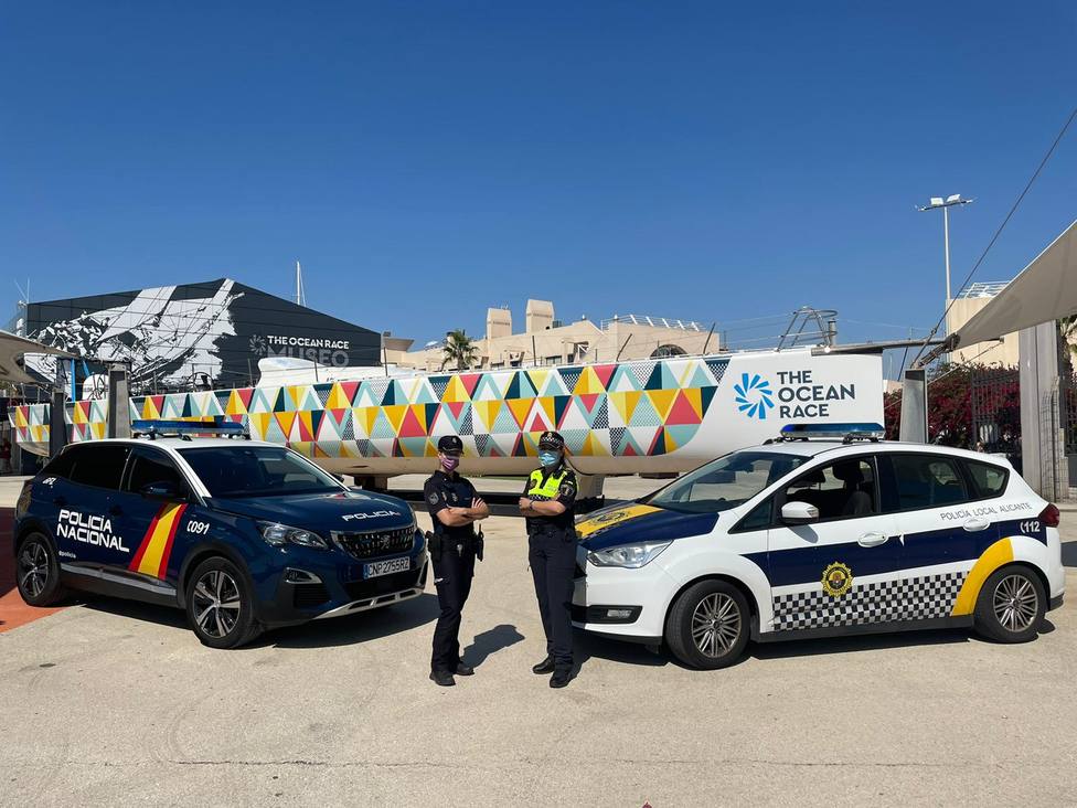 Un amplio dispositivo anticovid y medio millar de policías reciben en Alicante a The Ocean Race Europe