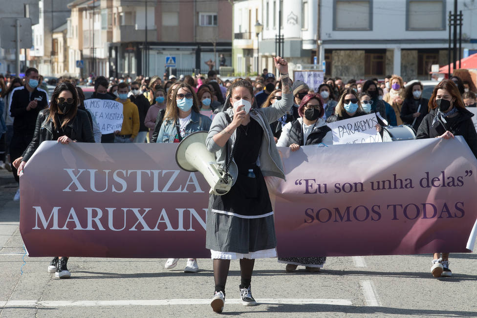 Un juez de Galicia considera que grabar a mujeres orinando en la calle no es delito