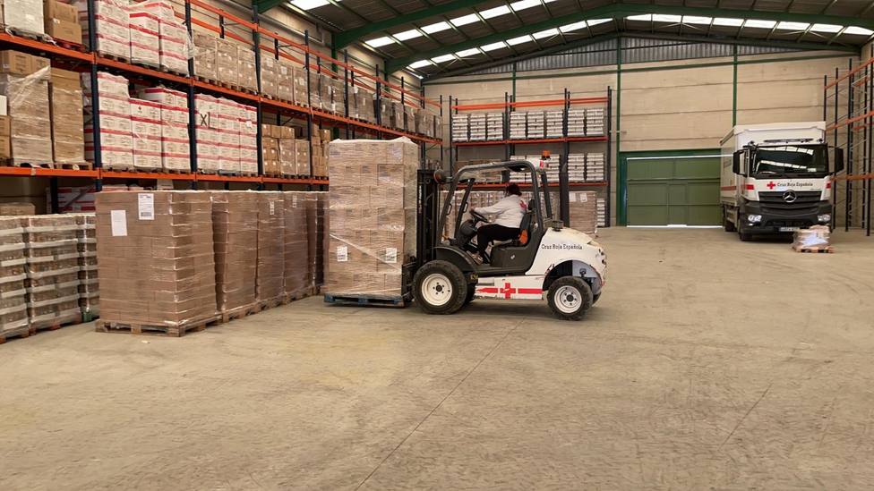 Cruz Roja repartirá más de 434.000 kilos de alimentos en Almería