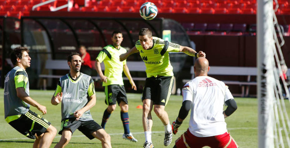 España volvió a entrenarse en Washington preparando el Mundial. Reuters.