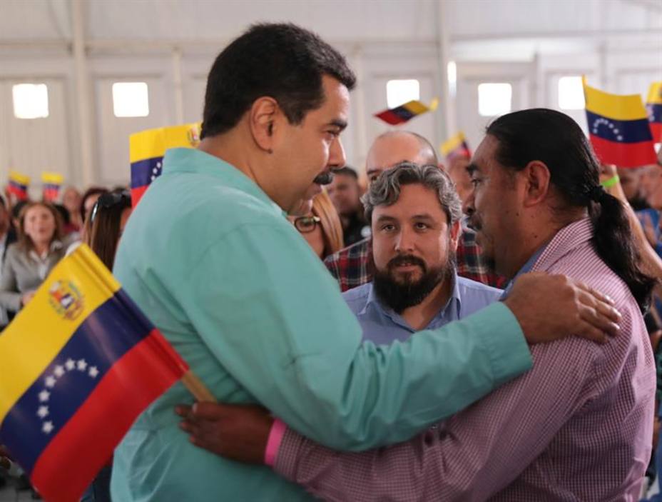 Denuncia que la derecha venezolana está conspirando en Washington, en Madrid, en Lima