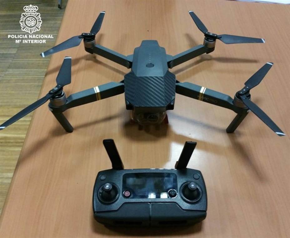 Detenido por volar un dron sobre los asistentes al encendido de Navidad de Vigo