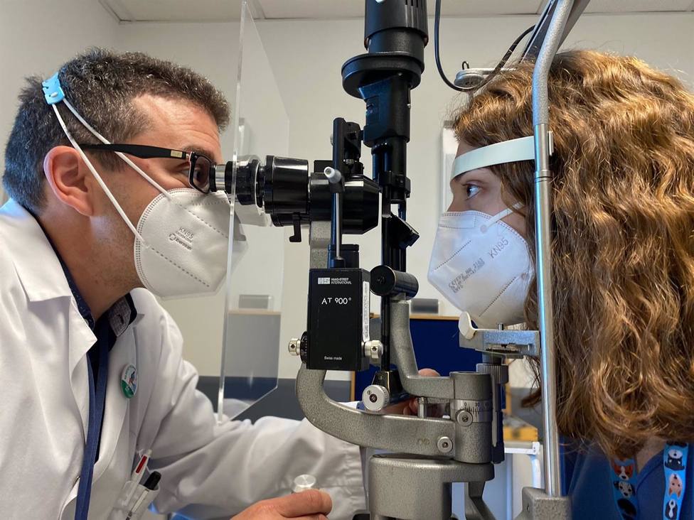 El Hospital Reina Sofía mejora la atención ante problemas oculares ocasionados por trastornos neurológicos