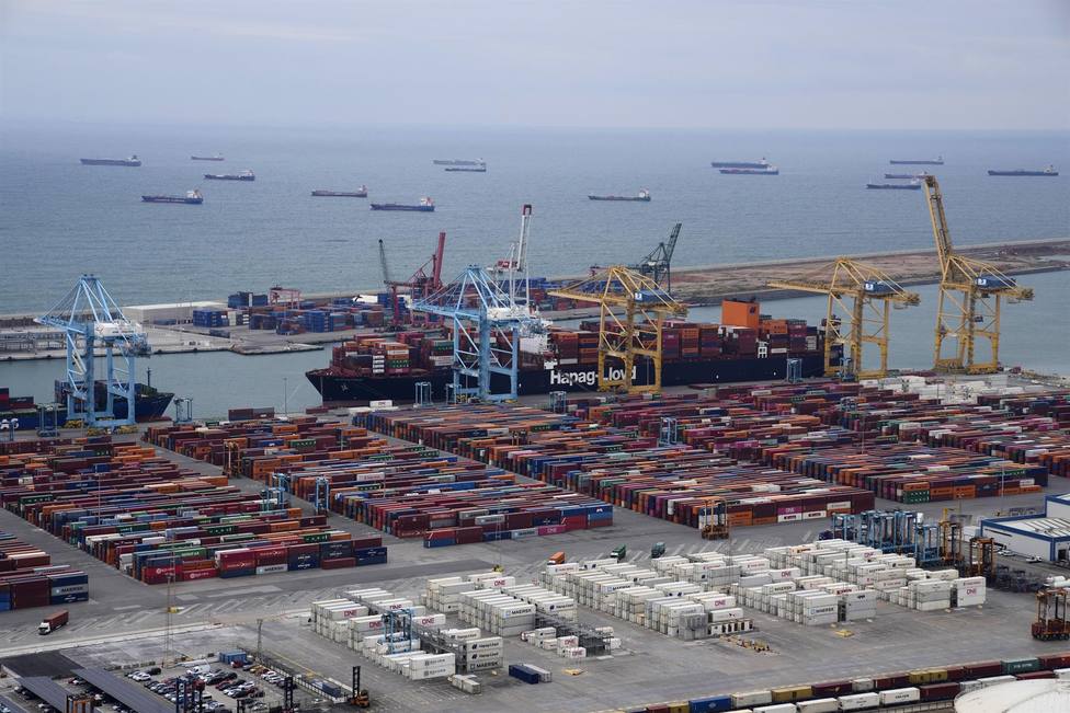 Los puertos españoles comienzan a recuperar la normalidad tras la huelga de los transportistas