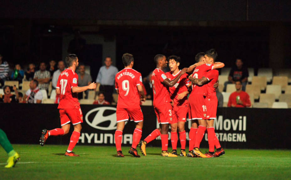 El Sevilla celebra uno de los goles conseguidos en Cartagena (@LaLiga)