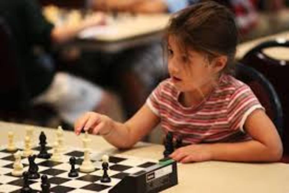 13 centros de Baleares introducen el ajedrez en las aulas