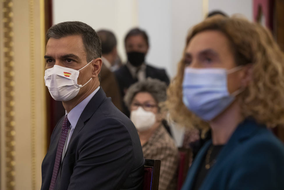 El papel de Moncloa en la pandemia, de nuevo en duda por posible inconstitucionalidad del cierre del Congreso