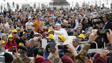 El Papa Francisco recuerda en la Audiencia a la martirizada Ucrania, Palestina, Israel o Myanmar