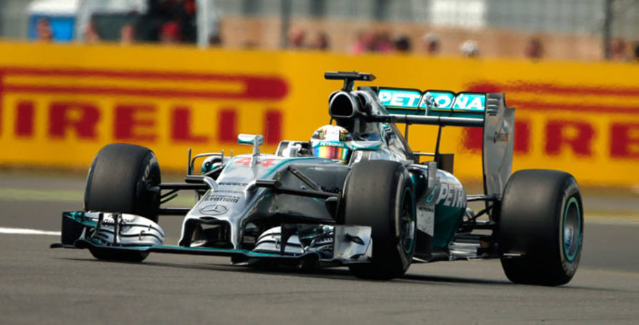 Hamilton logró en Silverstone su quinta victoria de la temporada. Reuters.
