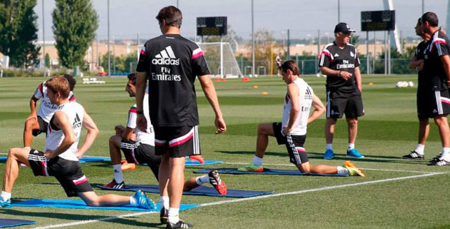El Real Madrid durante su entrenamiento. (Real Madrid)
