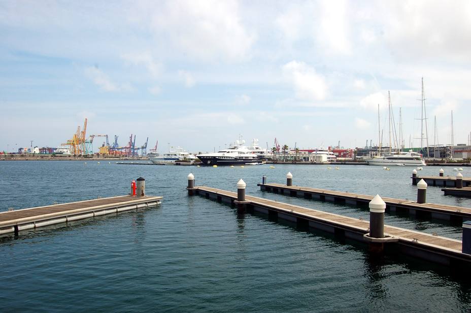 Puerto de Valencia. Archivo