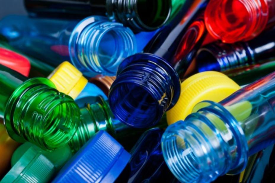 El 85% de los españoles ve insuficientes las medidas para reducir el consumo de plásticos en España, según un estudio
