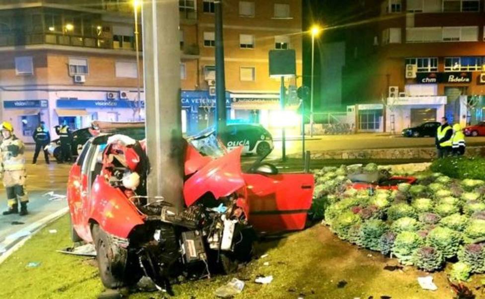 Fallece un joven de 21 años en un accidente de tráfico registrado en el centro de Murcia