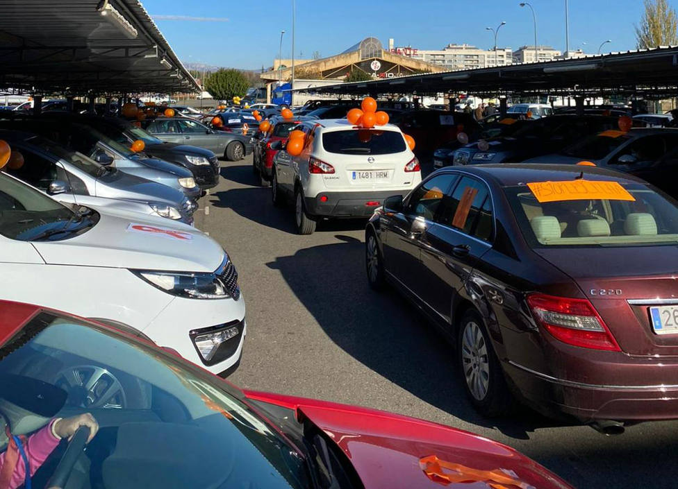 Más de dos mil vehículos recorren Logroño contra la nueva Ley Celaá y en defensa de la educación concertada