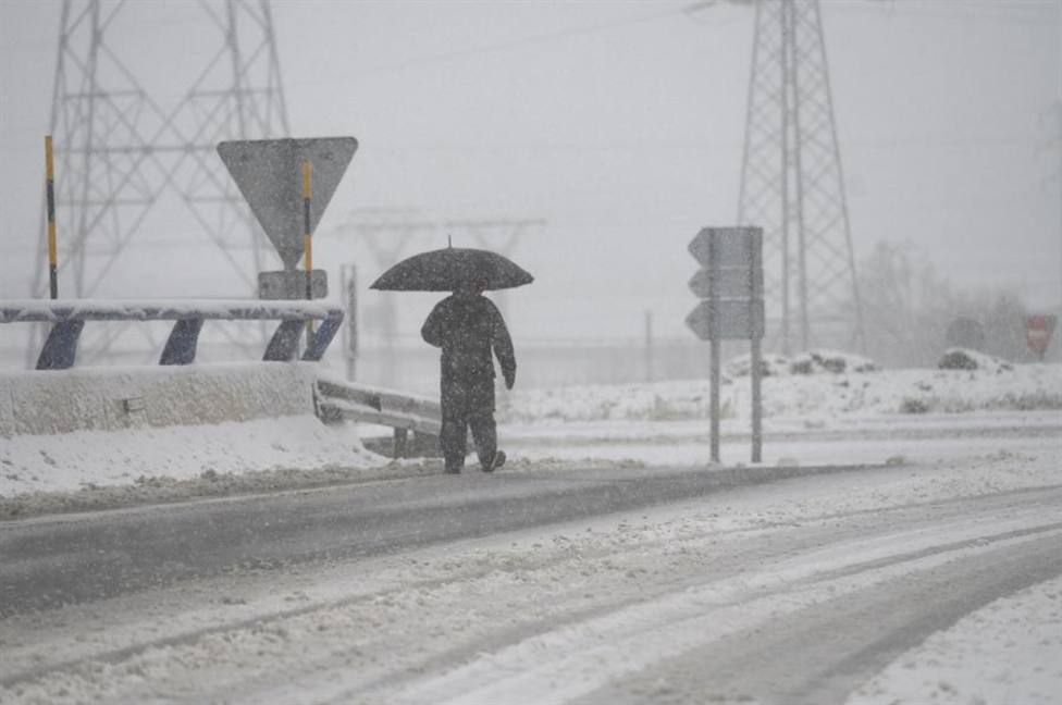 Borrasca Barra: cerca de 60 carreteras y puertos afectados por el temporal de nieve