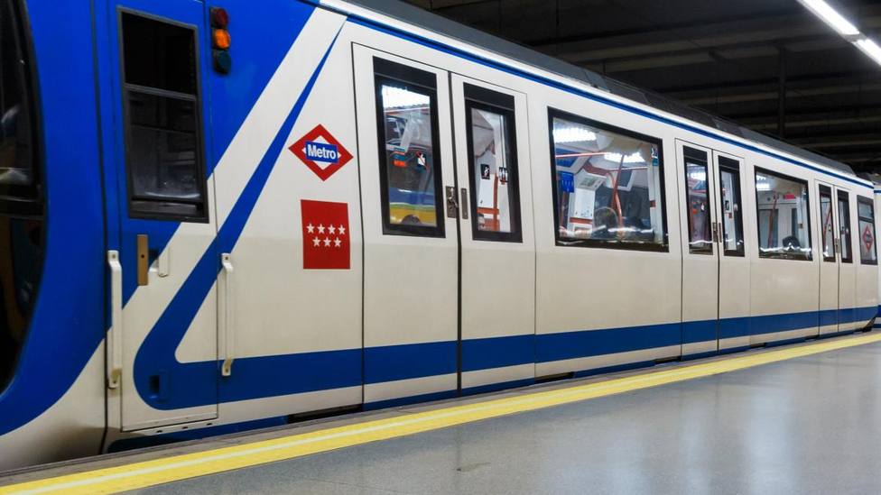 La Comunidad de Madrid activa el dispositivo especial de Navidad en Metro para las fiestas navideñas con un refuerzo de trenes de hasta un 50%