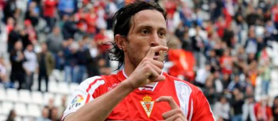 Óscar Sánchez, capitán del Real Murcia, protagonista en Esto es Fútbol.