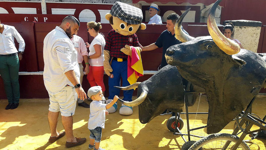 La plaza de toros de La Malagueta fue el último escenario de las actividades del Programa Víctor Barrio