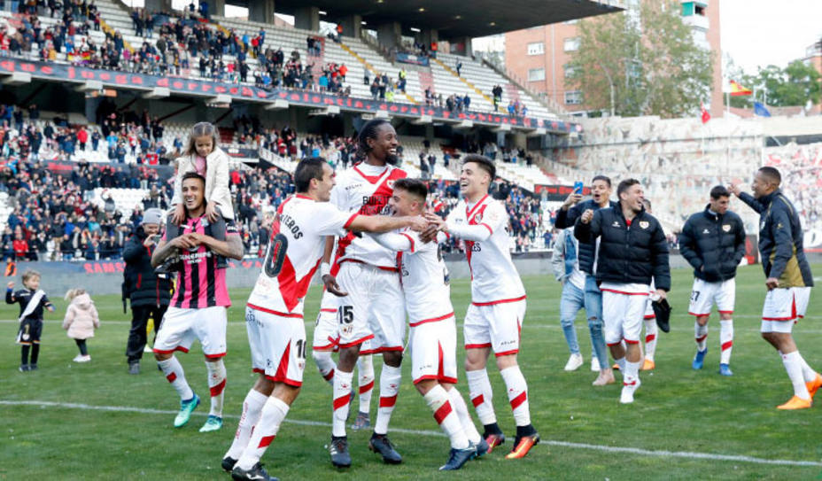 El Rayo Vallecano celebra la victoria ante el Tenerife (@LaLiga)