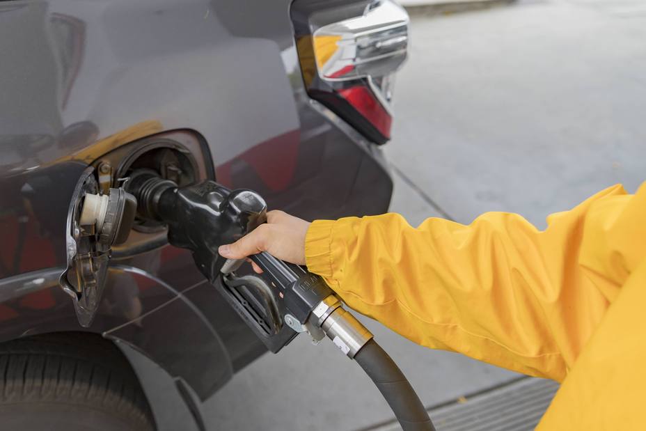 ¿Cuánto vale el litro de gasolina en los principales países europeos?