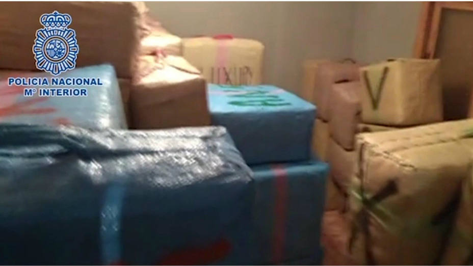 Intervienen más de 3 toneladas de hachís en una casa en La Línea