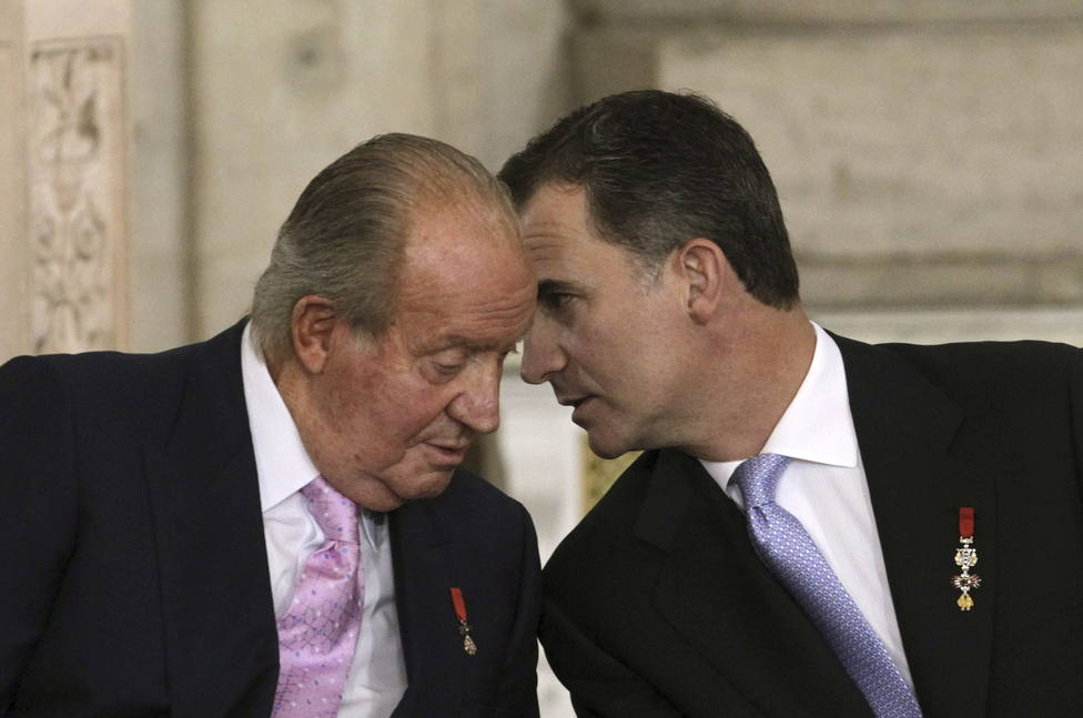 Así fue la reunión de Don Juan Carlos con Felipe VI antes de dejar España: Para que estés tranquilo, me voy