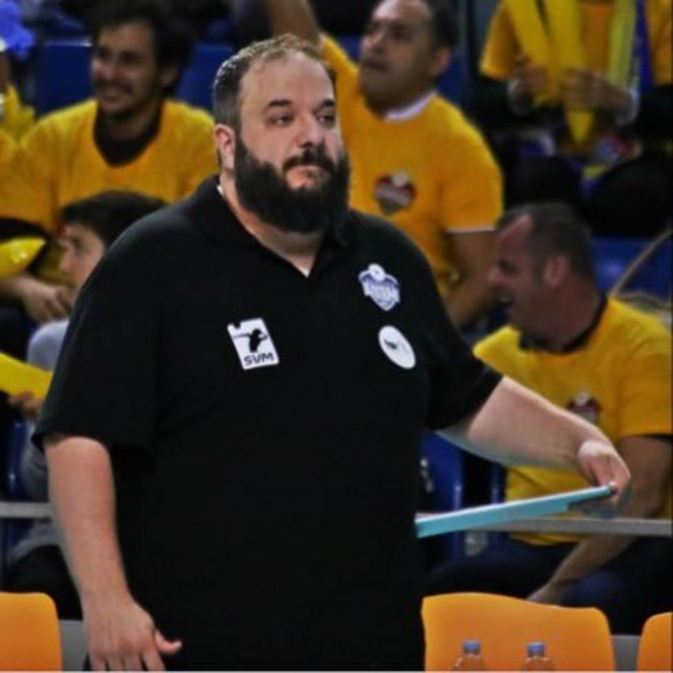 Aitor Barreros, técnico del Ushuaïa Ibiza Volley