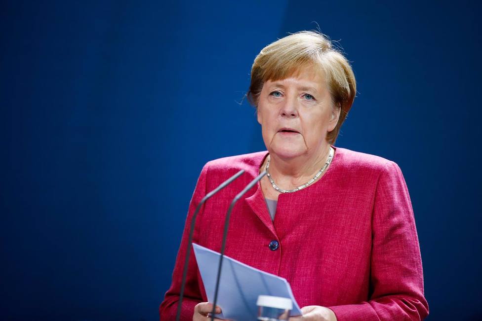 Merkel califica como seria la ola de coronavirus en Europa