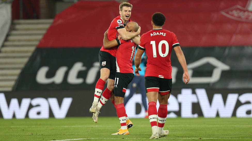 El Southampton se sitúa líder por primera vez en su historia; el Burnley no es capaz de ganar
