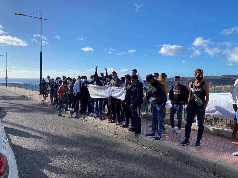 La Guardia Civil disuelve una manifestaciÃ³n de inmigrantes en Gran Canaria