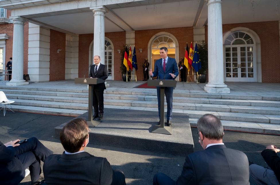España y Alemania piden a Rusia una desescalada en la frontera de Ucrania y piden retomar el diálogo