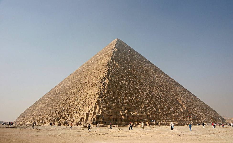 ctv-xjy-1200px-kheops-pyramid