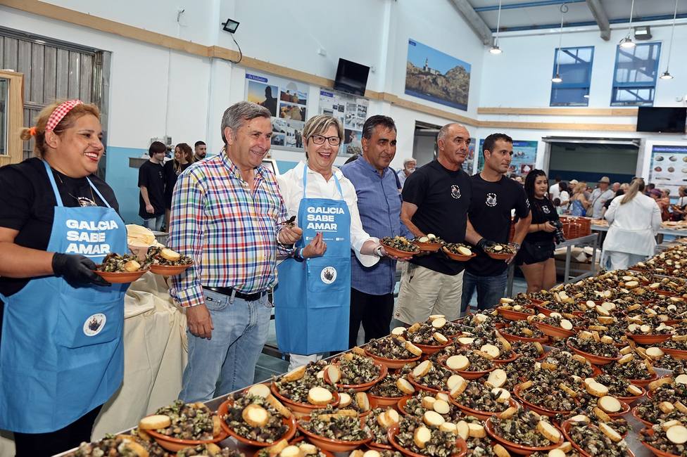 Rosa Quintana destaca a declaración de interese galego da Festa do Percebe de Aguiño como un recoñecemento á posta en valor dos produtos do mar
